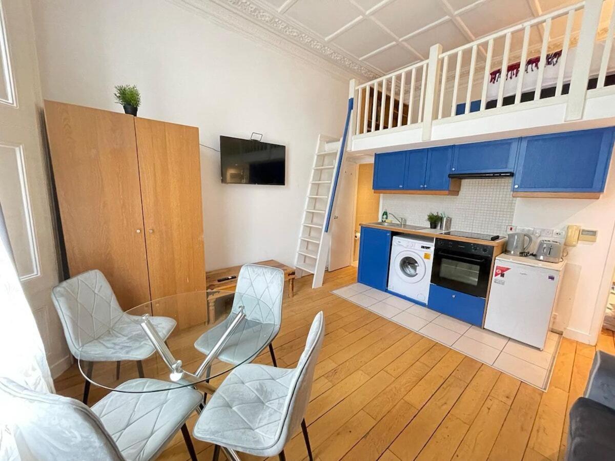 Portobello Road Artistic Studios 'Budget' Londra Camera foto