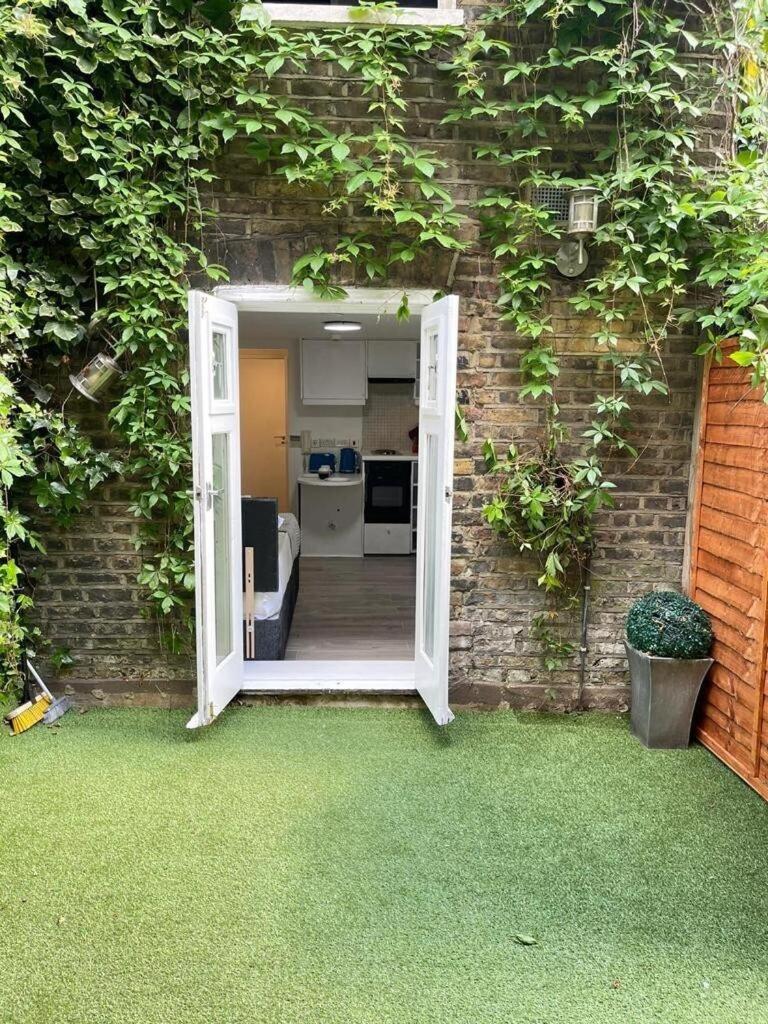 Portobello Road Artistic Studios 'Budget' Londra Esterno foto
