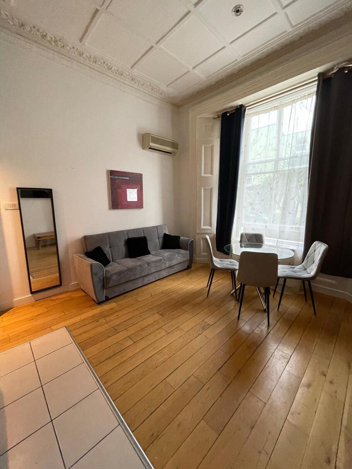 Portobello Road Artistic Studios 'Budget' Londra Camera foto