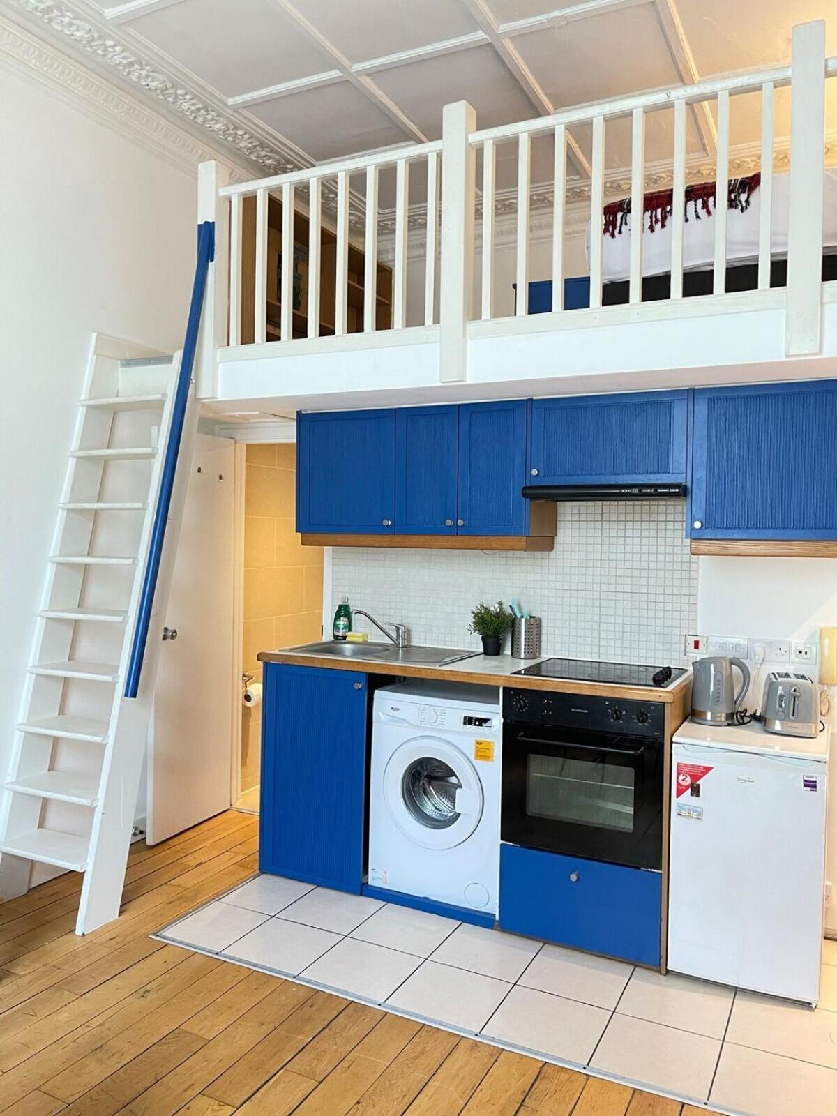 Portobello Road Artistic Studios 'Budget' Londra Camera foto